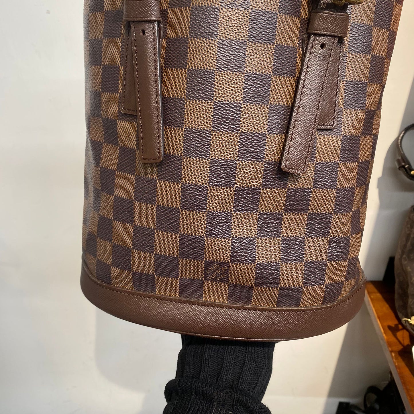 LV棋盤水桶Tote
