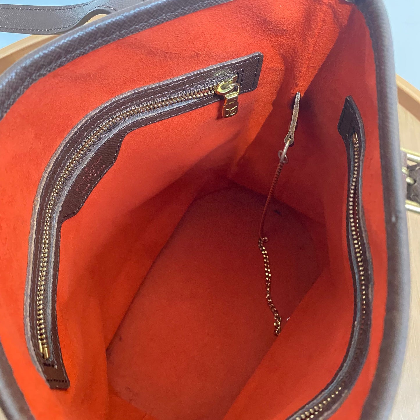 LV棋盤水桶Tote