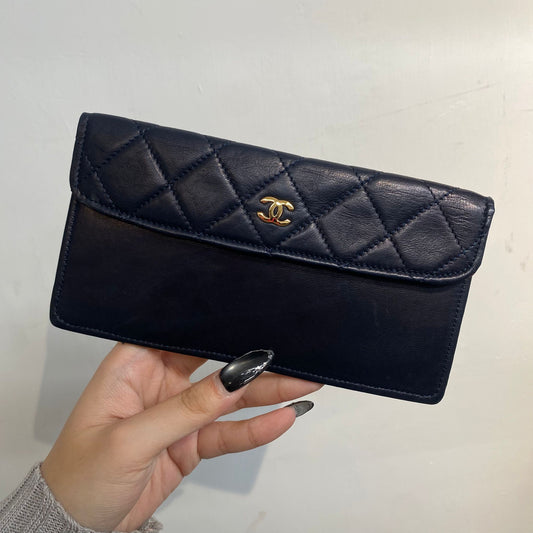 CHANEL Pouch