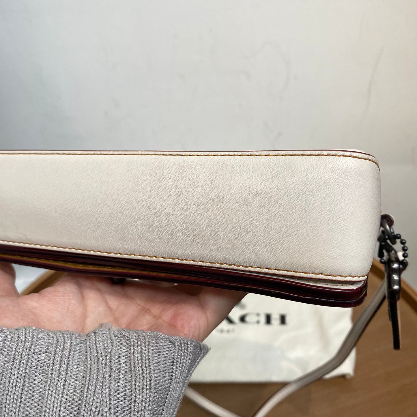 COACH 斜孭袋 有塵袋