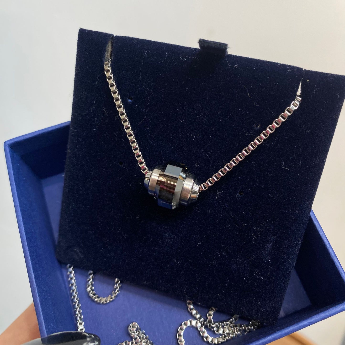 SWAROVSKI 頸鏈 有盒