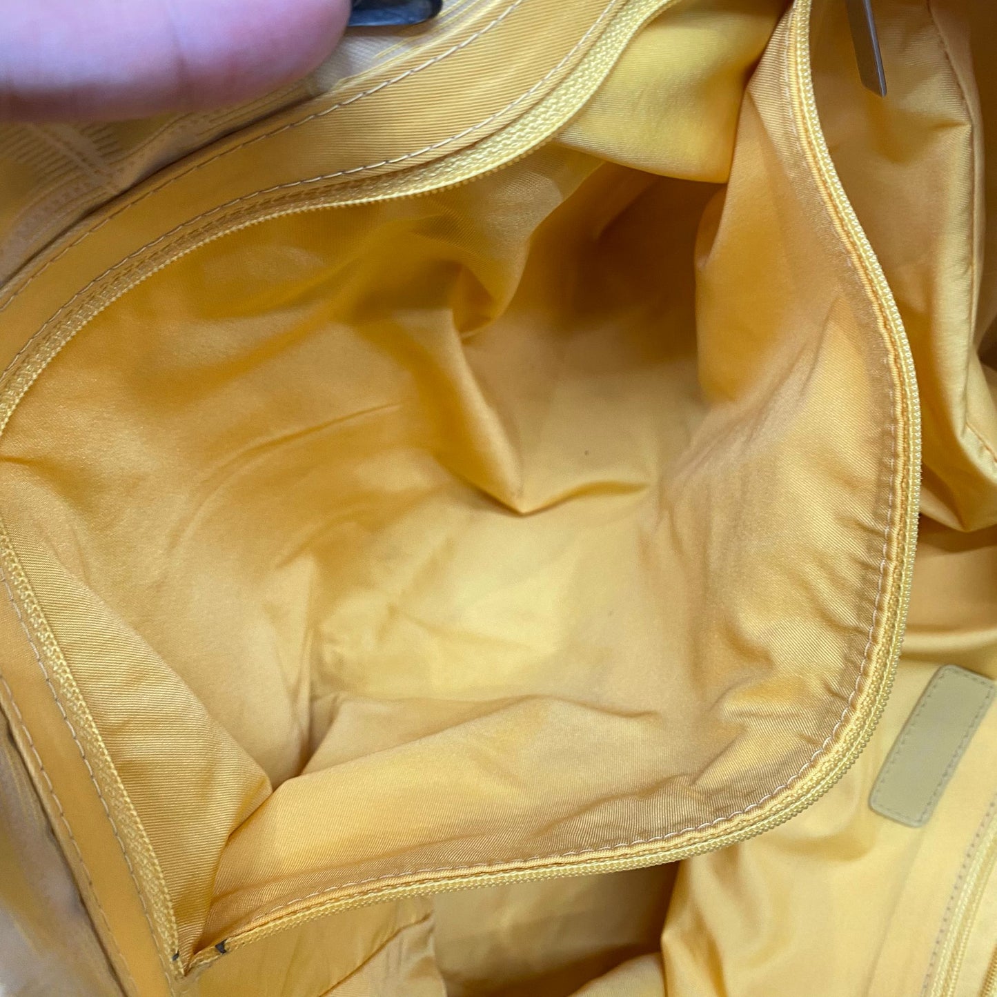 Chanel 冰格Tote 有卡貼