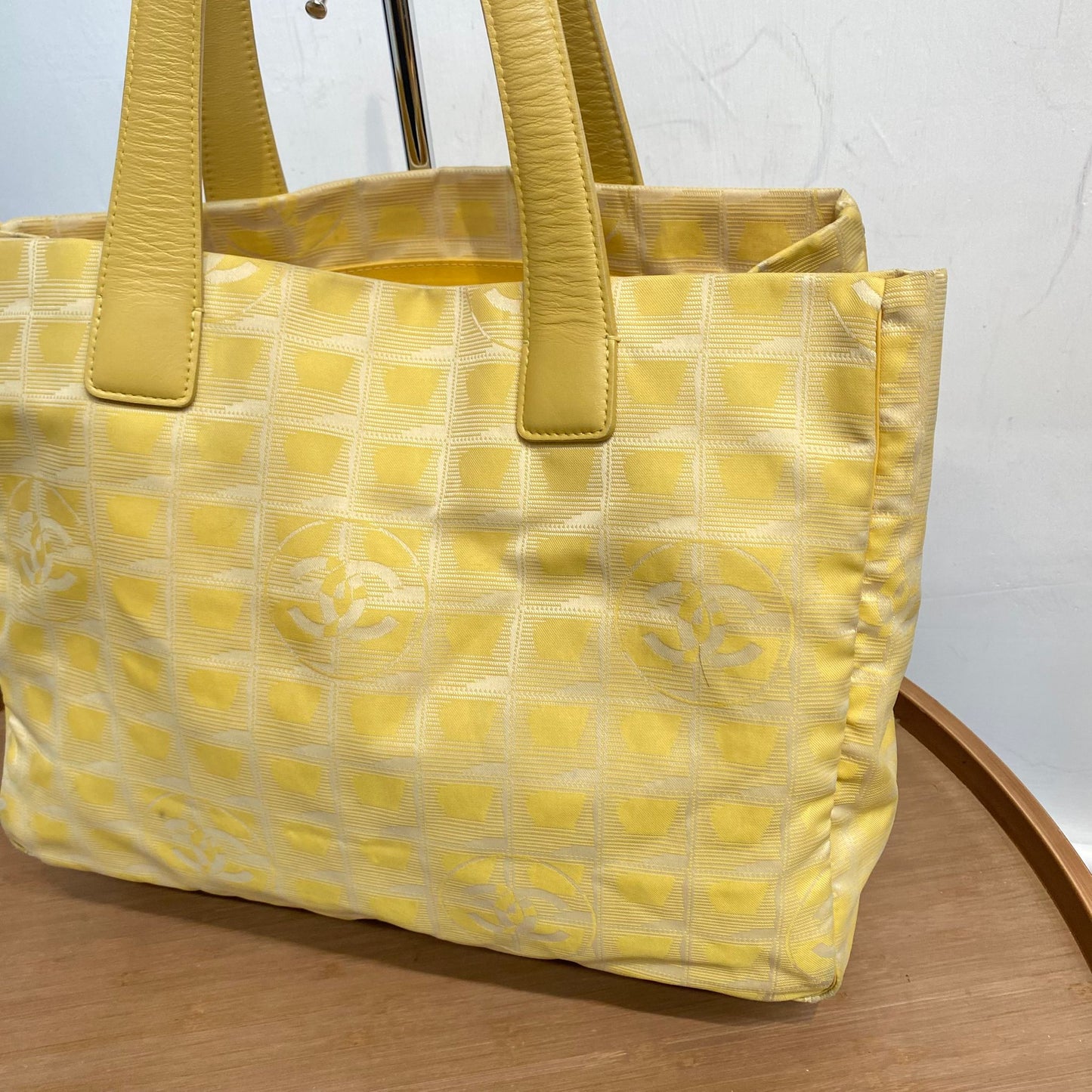 Chanel 冰格Tote 有卡貼