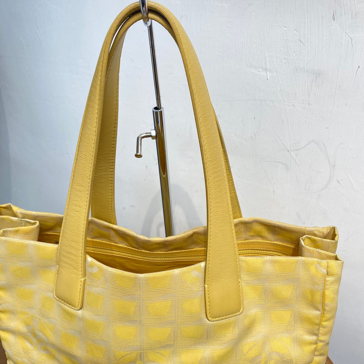 Chanel 冰格Tote 有卡貼
