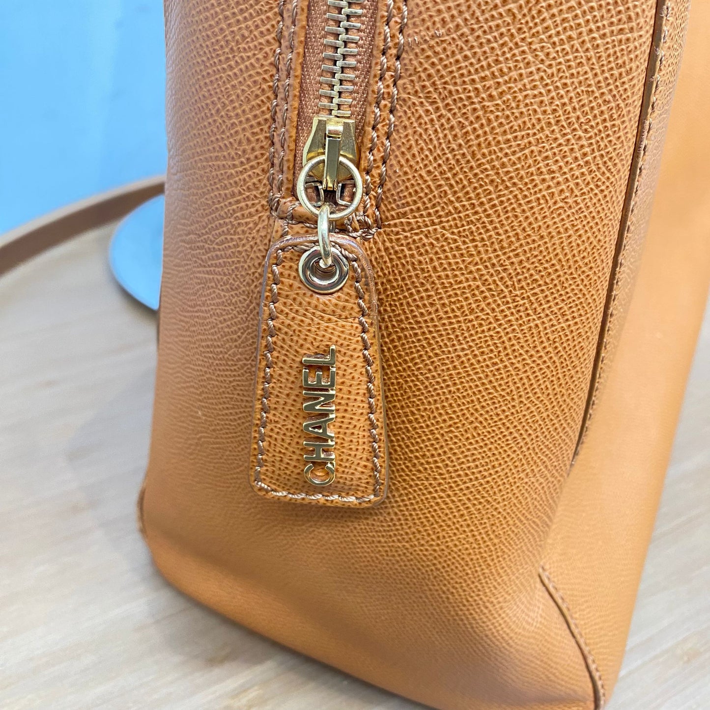 Chanel Tote 有貼