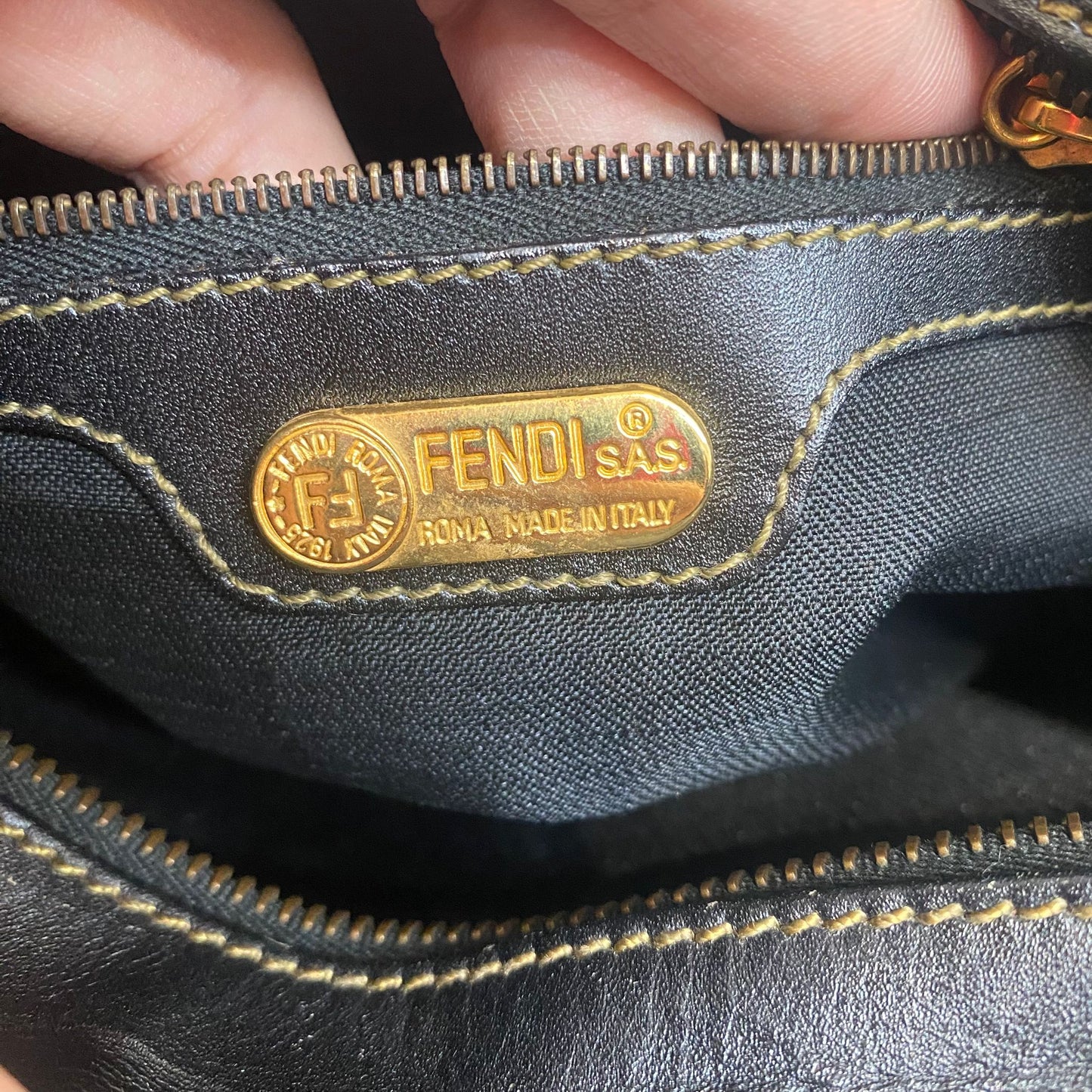 Fendi 水桶袋