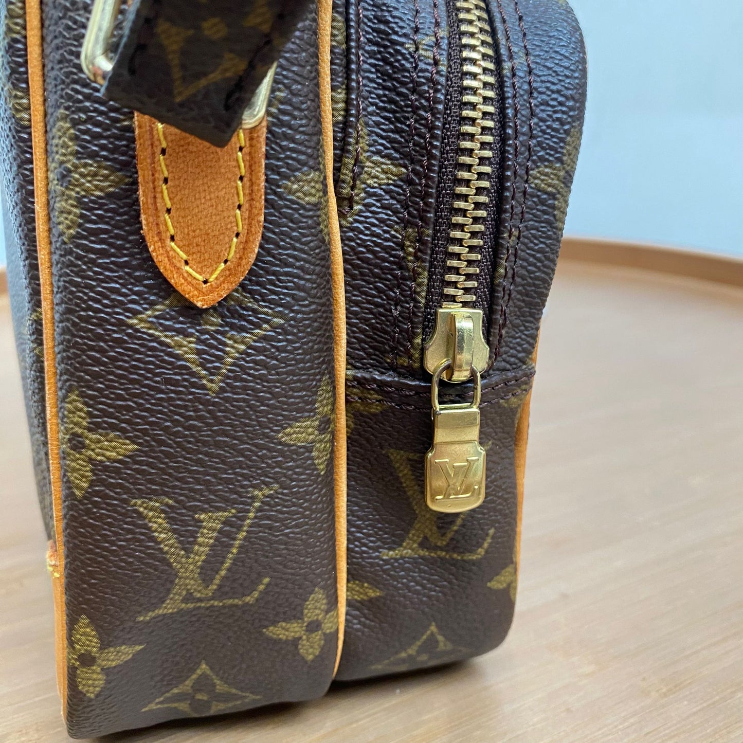 LV 日字斜孭袋 M45236