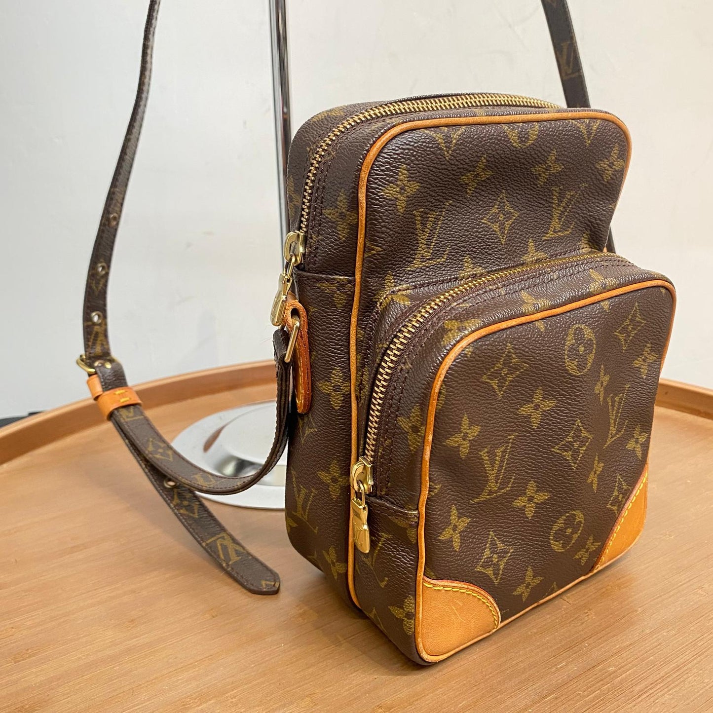 LV 日字斜孭袋 M45236