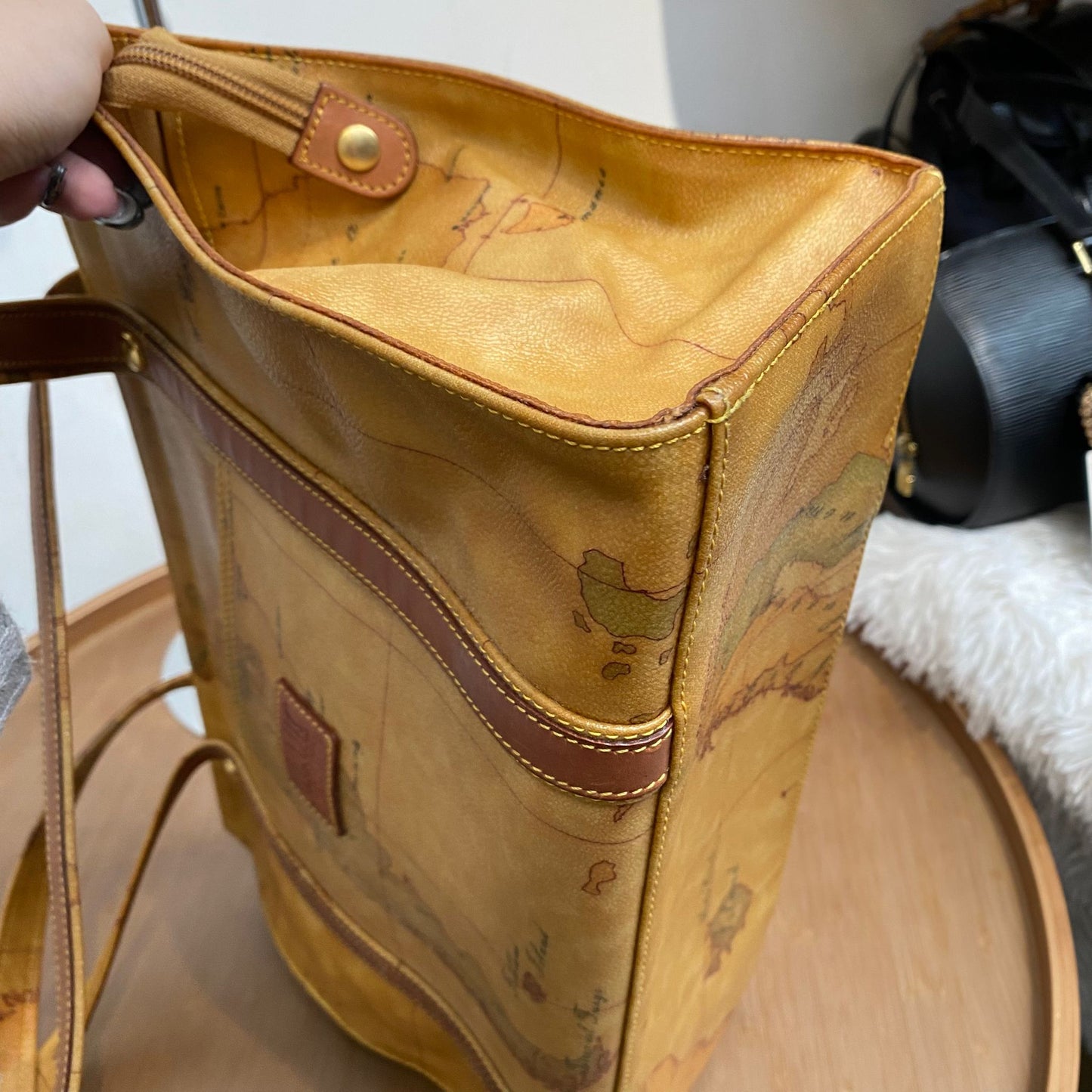 Alviero Martini Tote 地圖袋