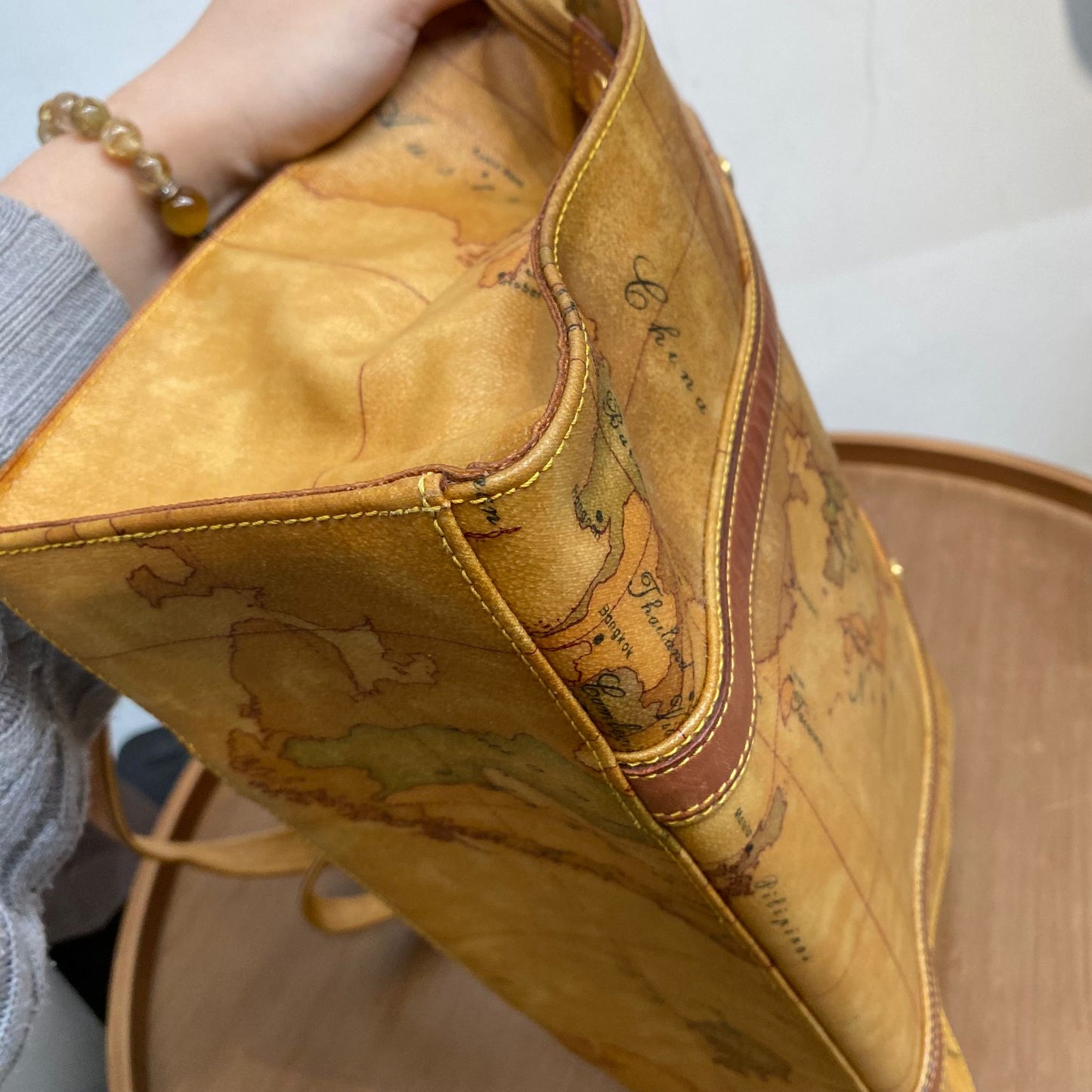 Alviero Martini Tote 地圖袋