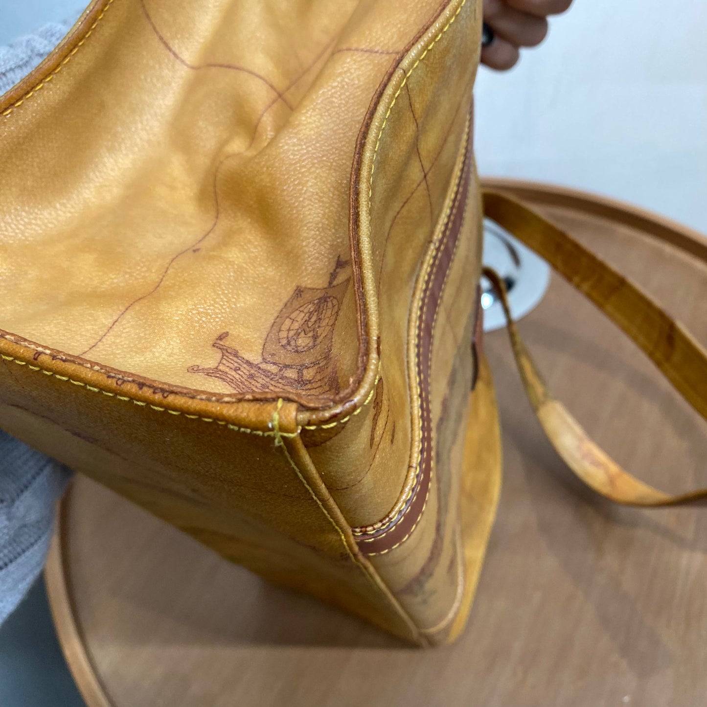 Alviero Martini Tote 地圖袋