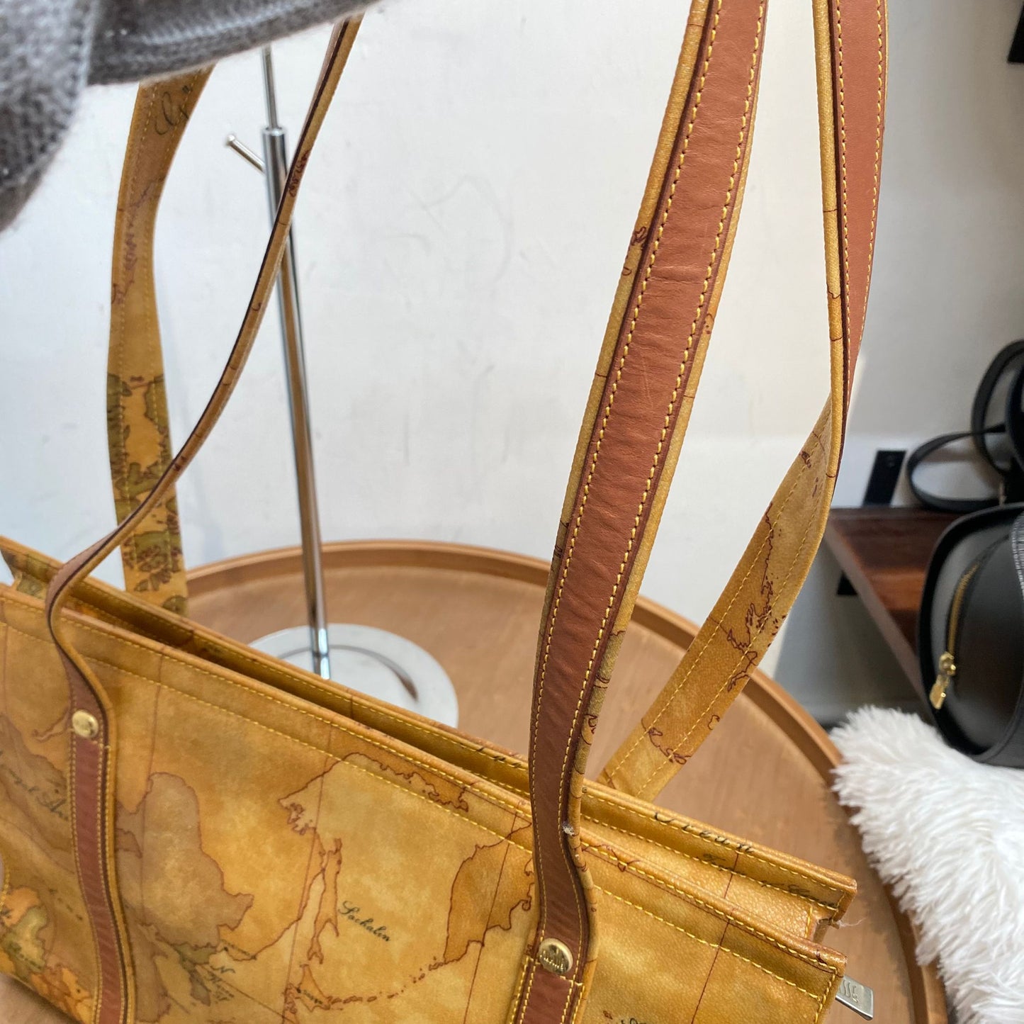 Alviero Martini Tote 地圖袋