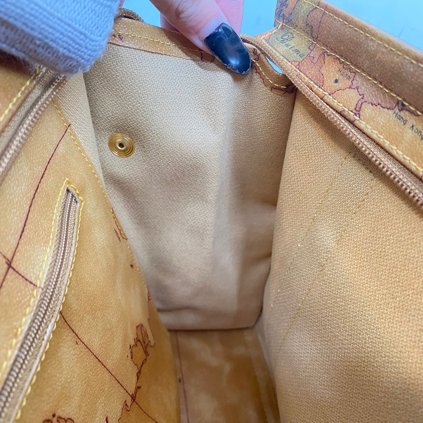 Alviero Martini Tote 地圖袋