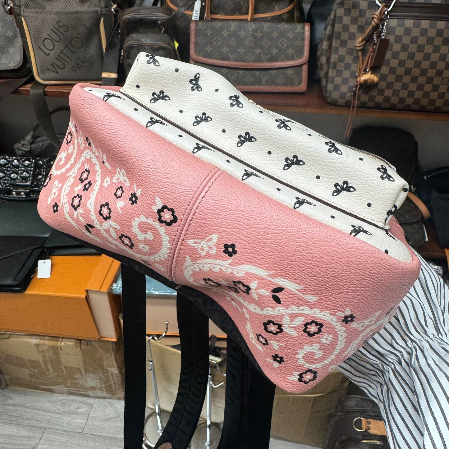 Coach 背囊