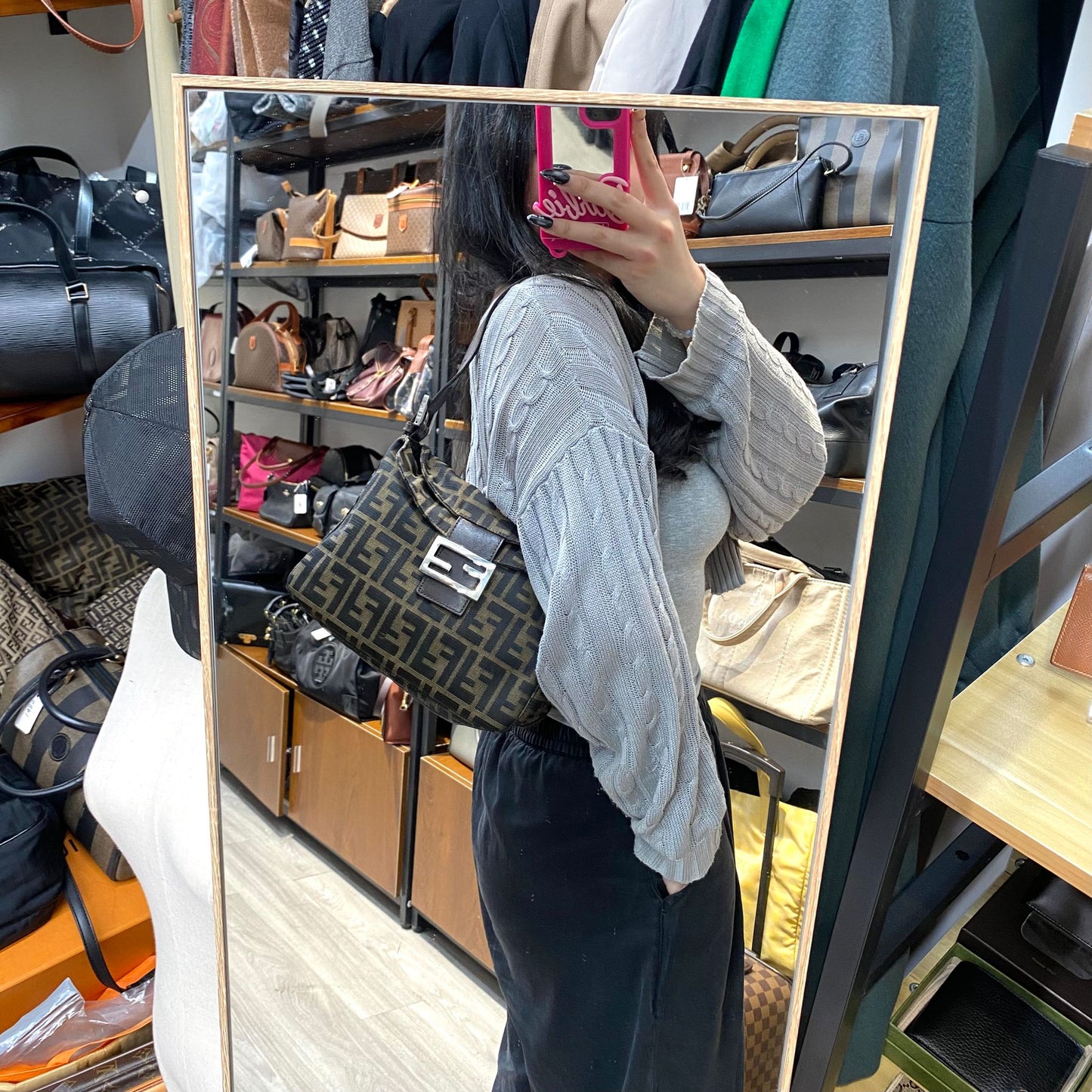 Fendi 單肩袋