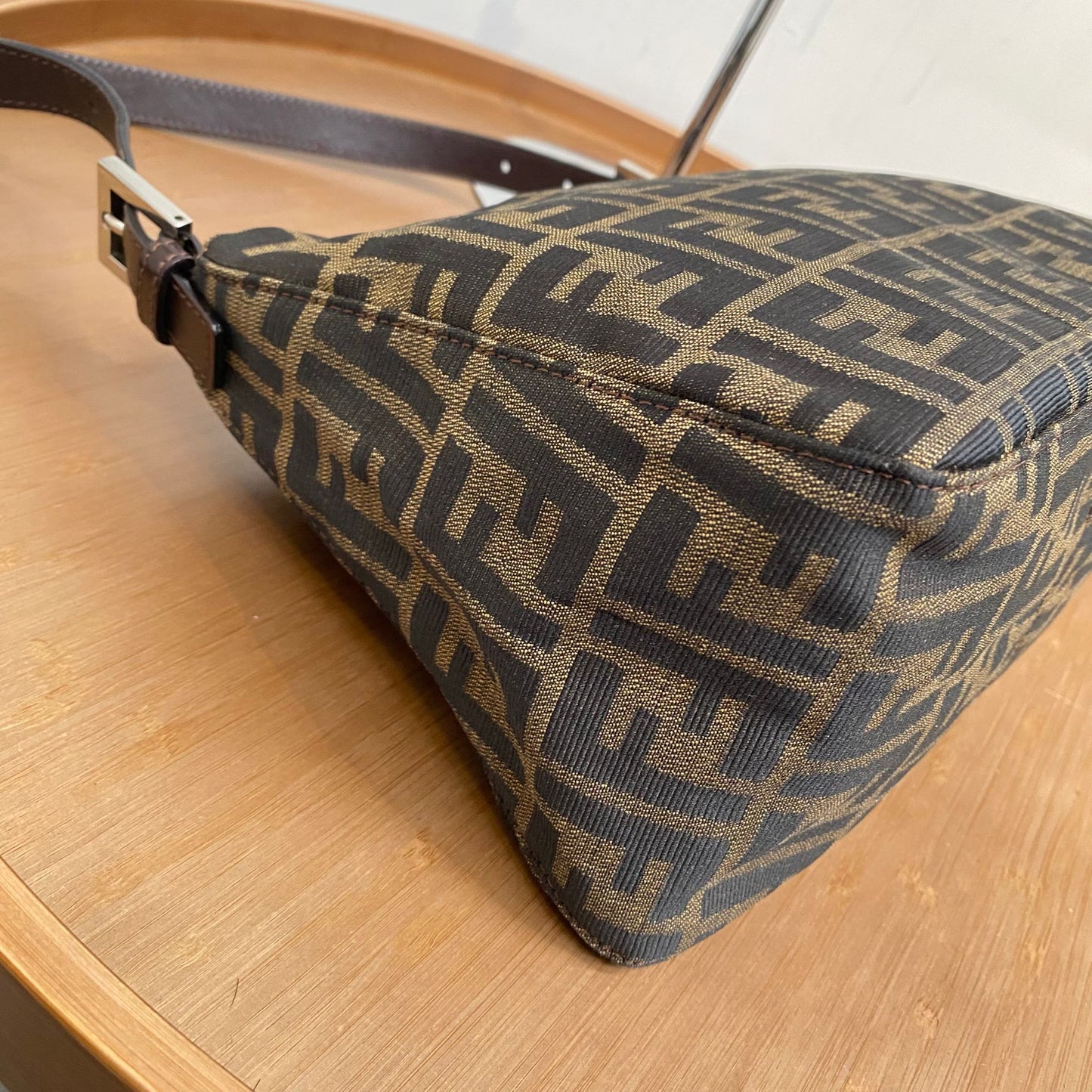 Fendi 單肩袋