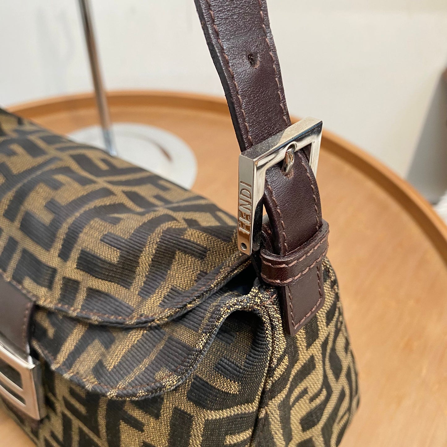 Fendi 單肩袋