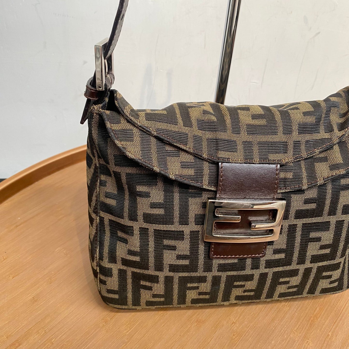 Fendi 單肩袋