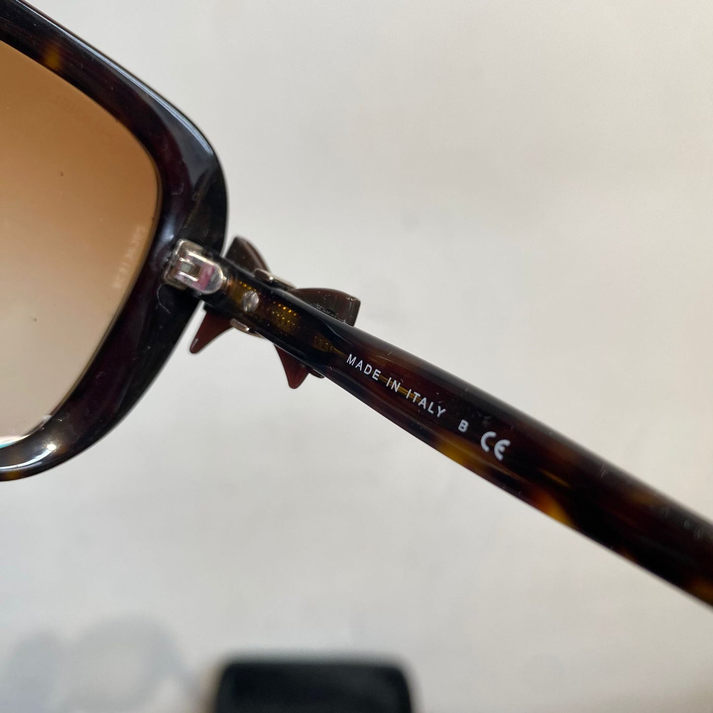 Chanel 太陽眼鏡  有盒