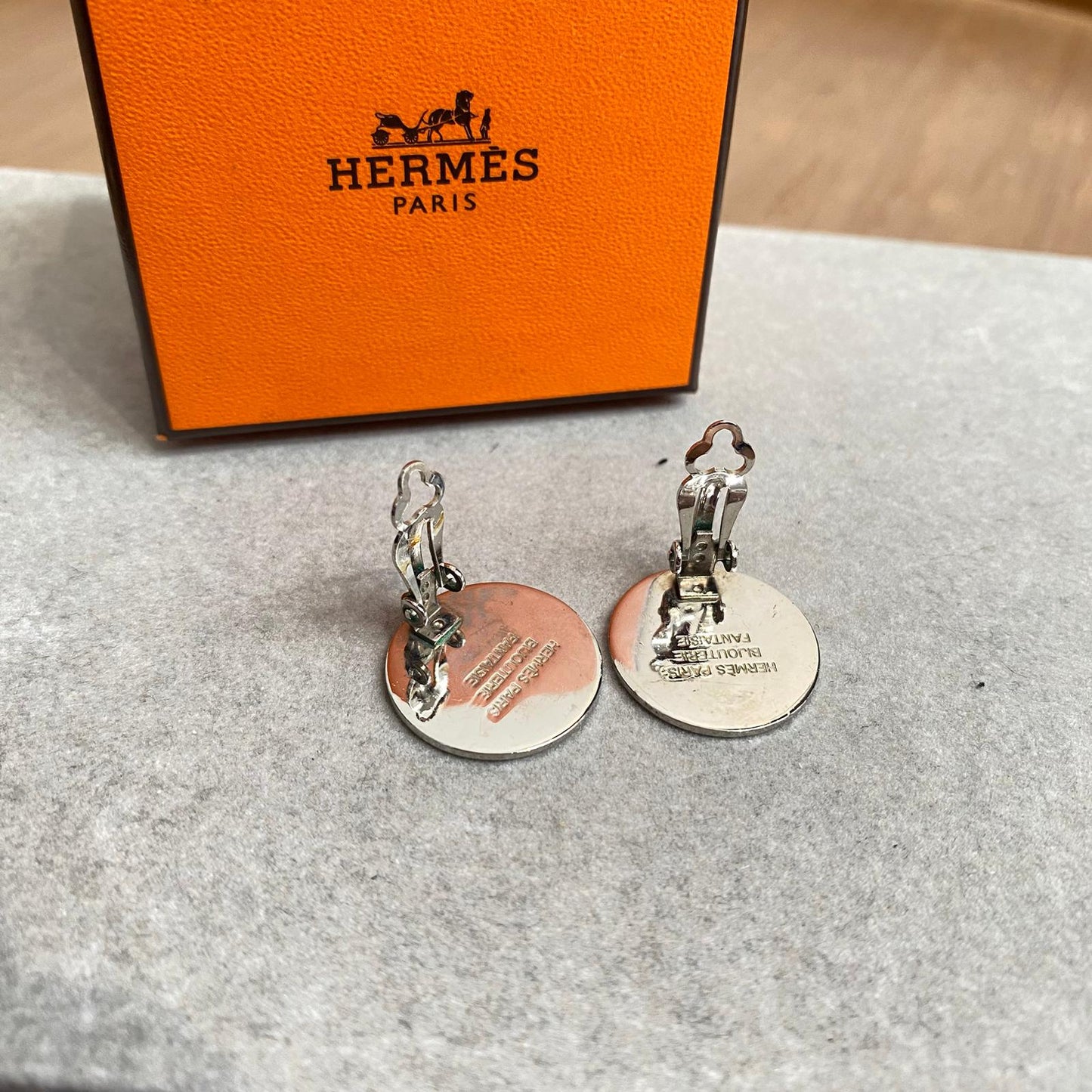 HERMES耳夾 有盒