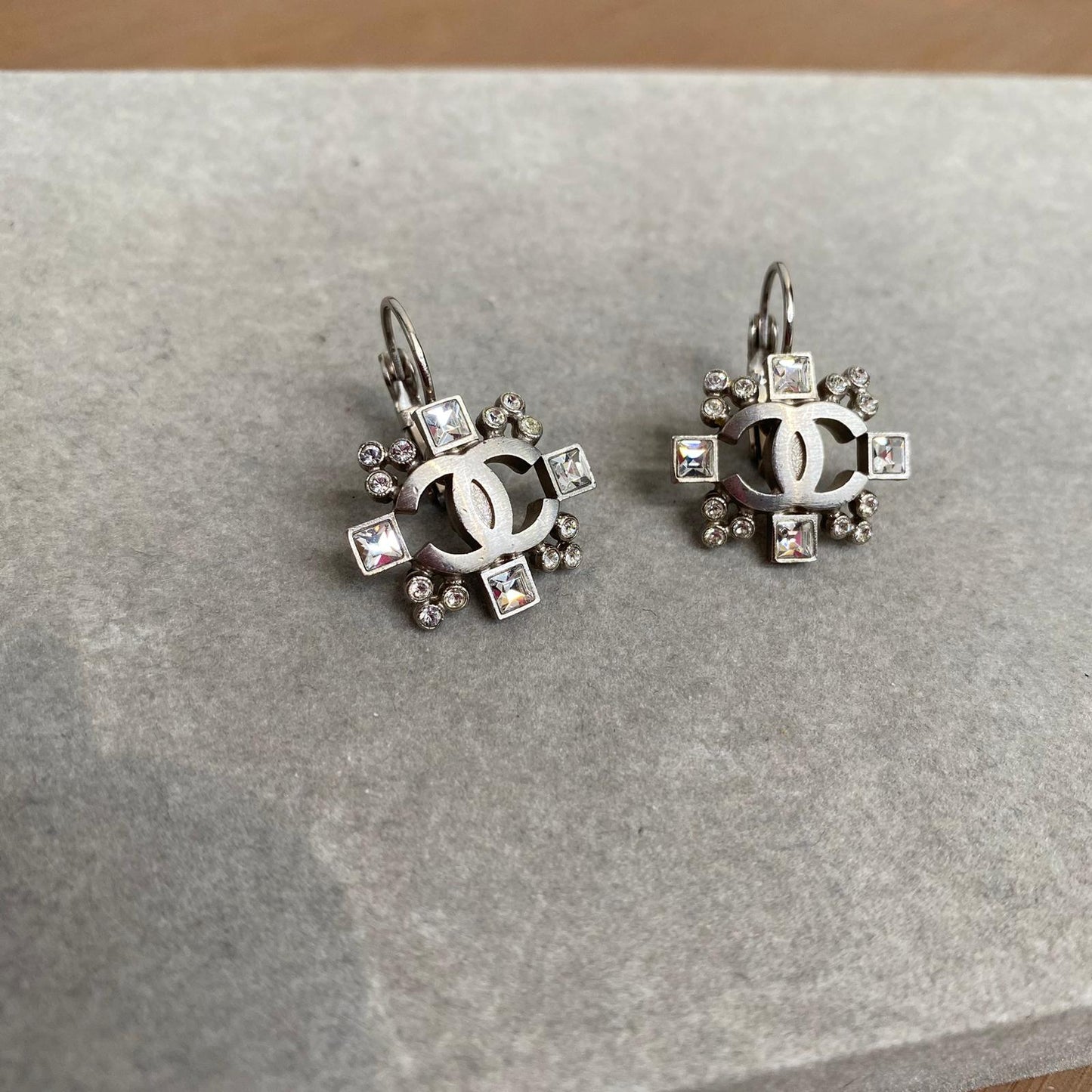 CHANEL 耳針耳環 有刻印