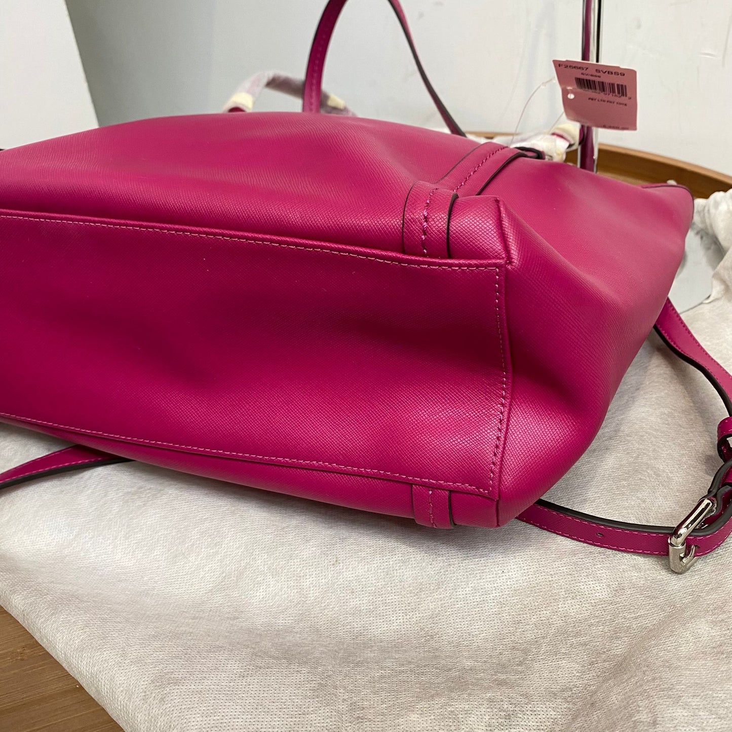 Coach Tote 有塵袋