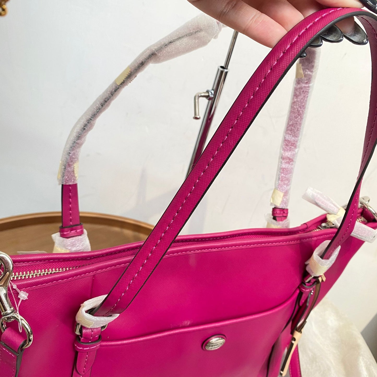 Coach Tote 有塵袋