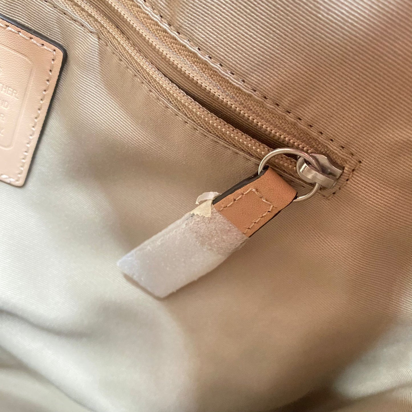Coach Tote 有塵袋