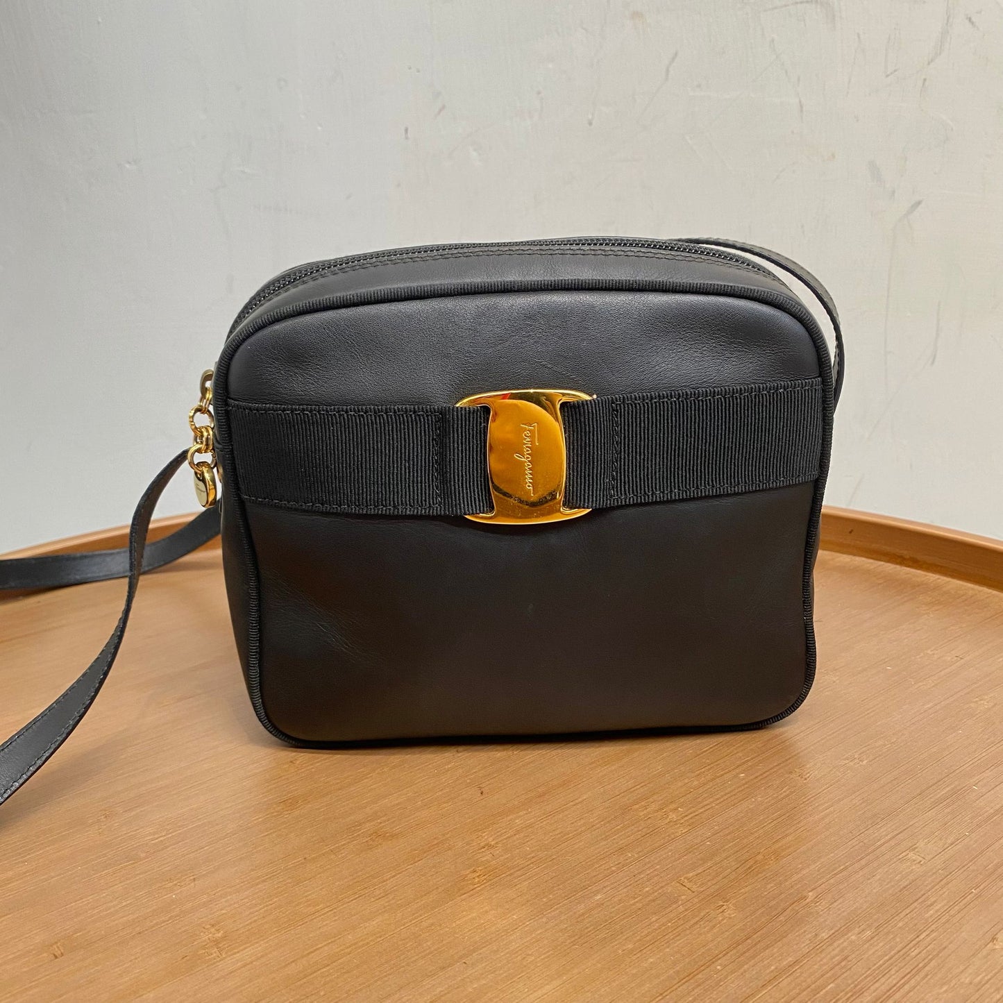 Ferragamo相機袋