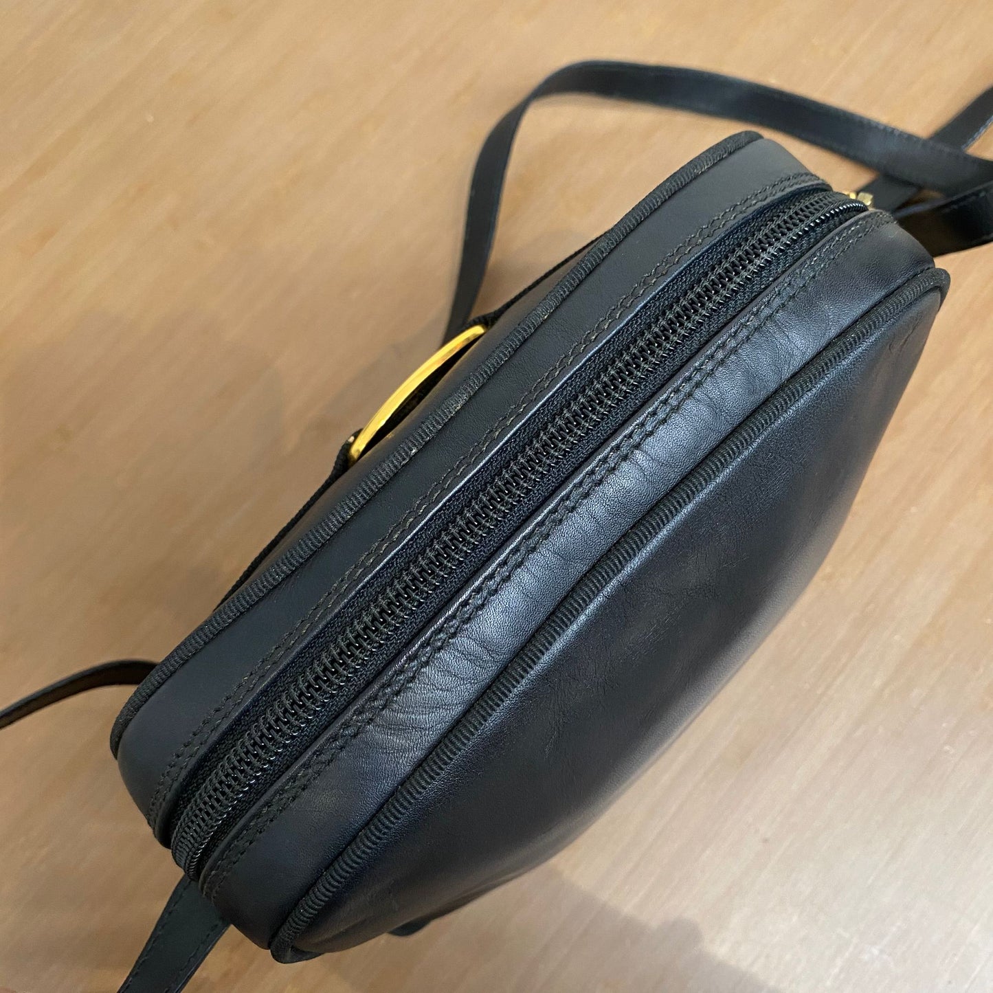 Ferragamo相機袋