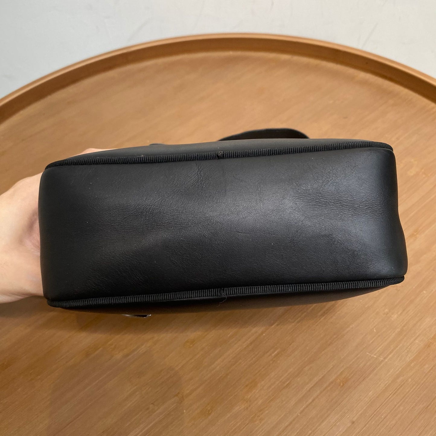 Ferragamo相機袋