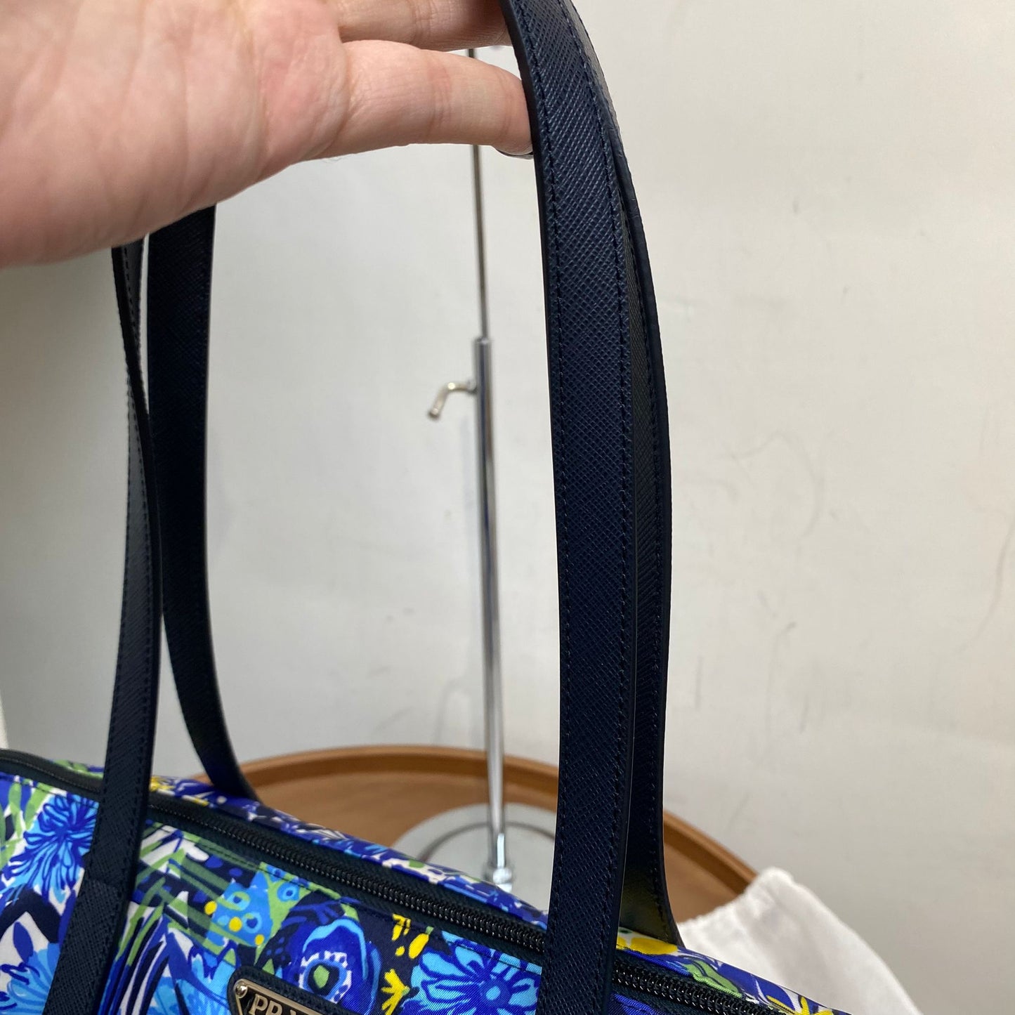 Prada Tote 有塵袋