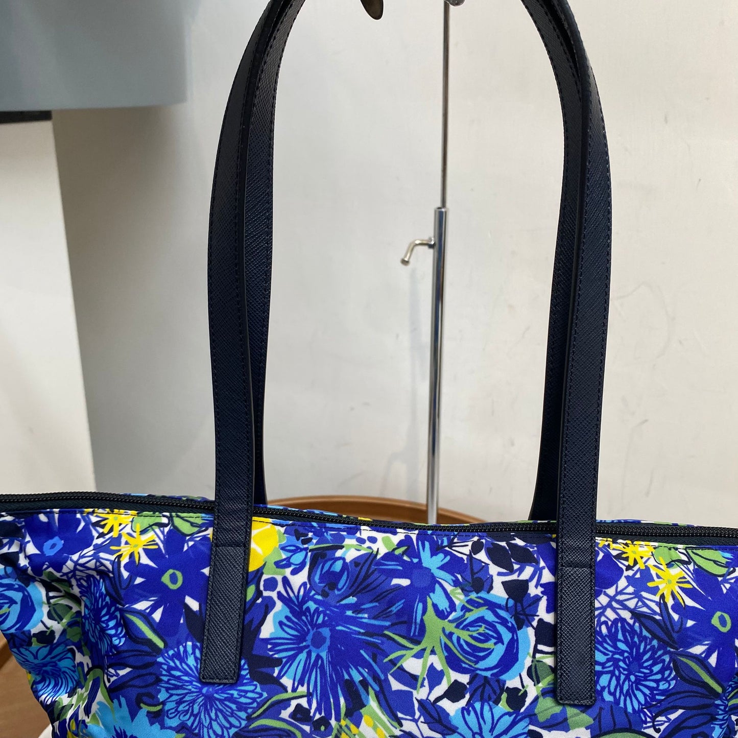 Prada Tote 有塵袋