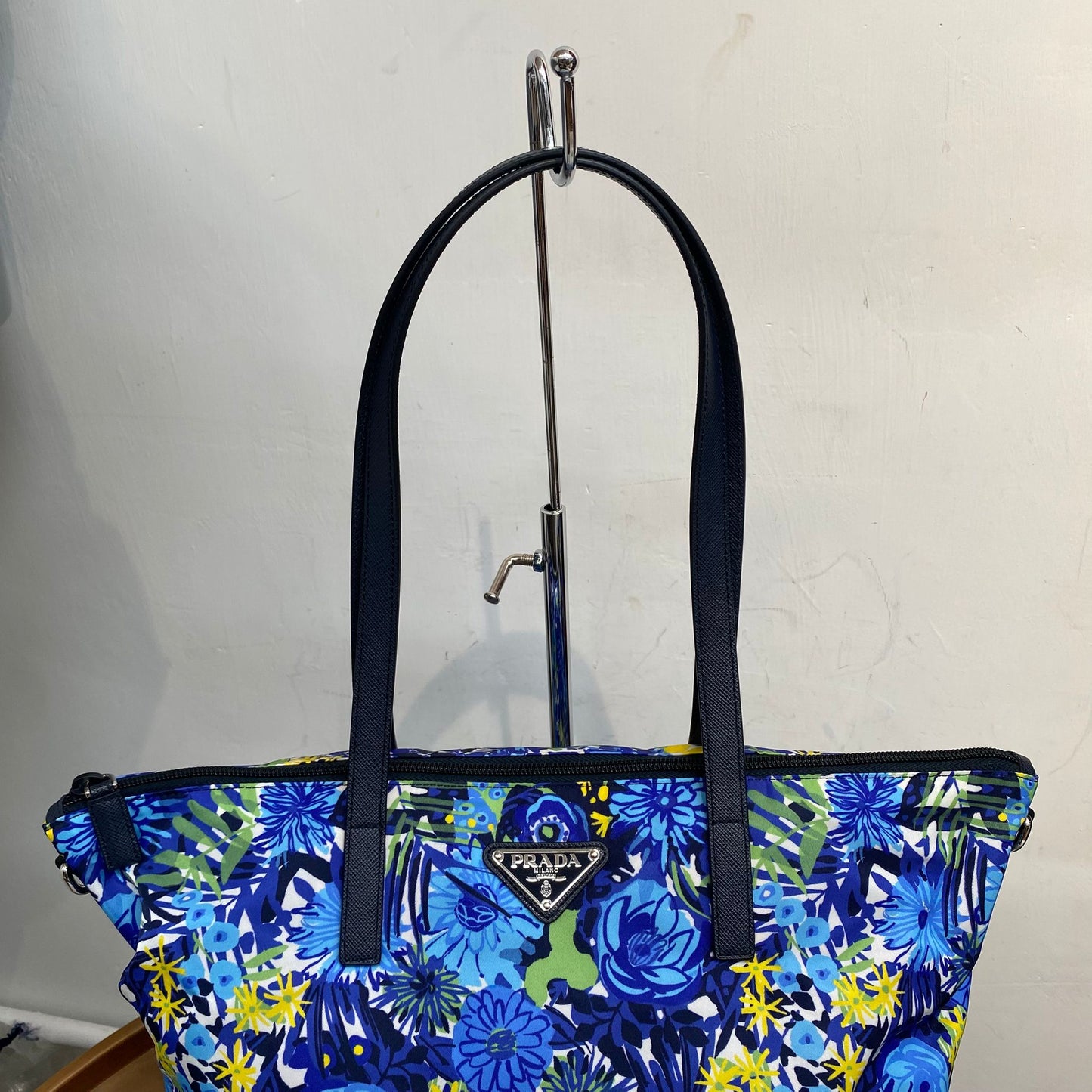 Prada Tote 有塵袋