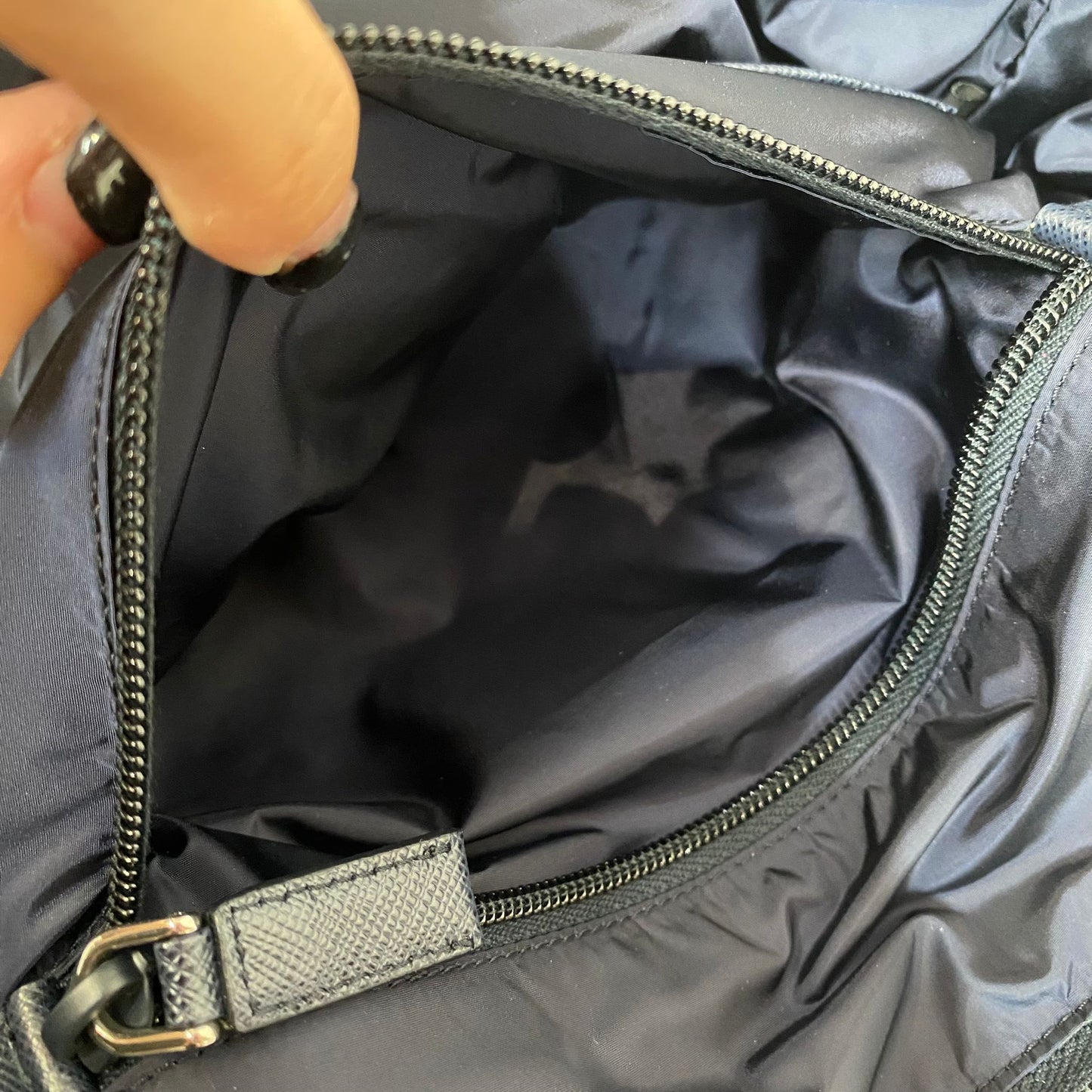 Prada Tote 有塵袋