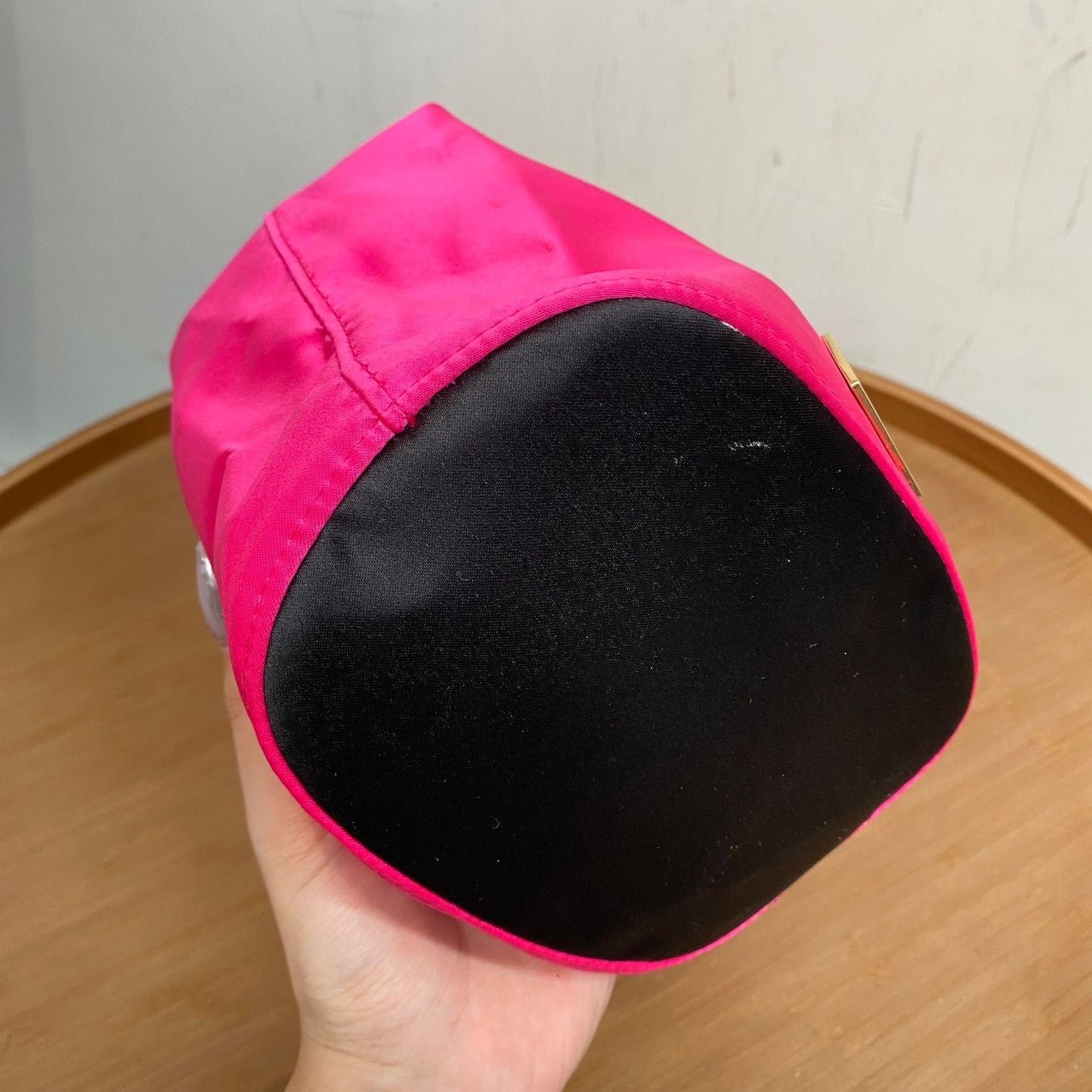 Prada水桶Pouch
