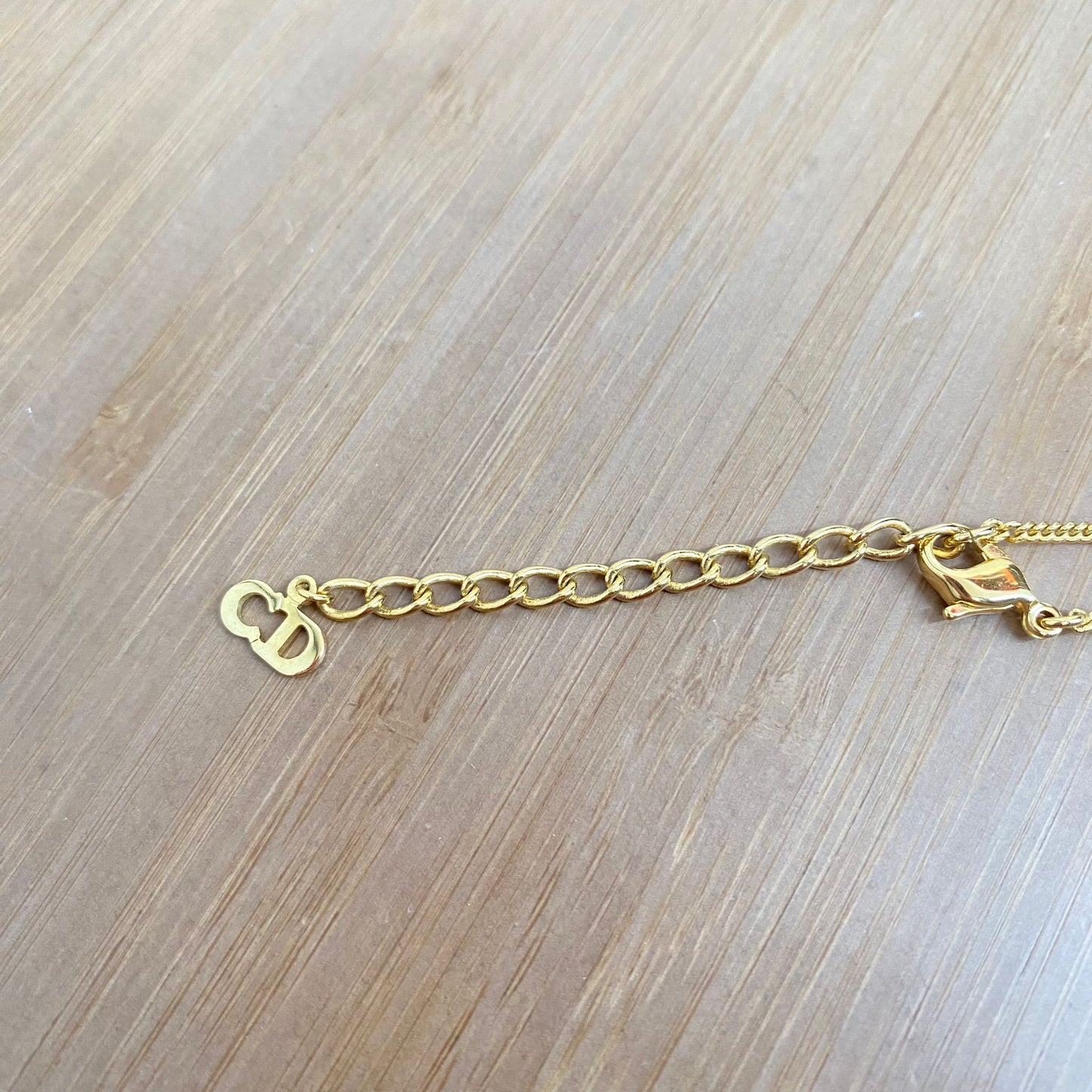 Dior 潦草頸鏈 有盒