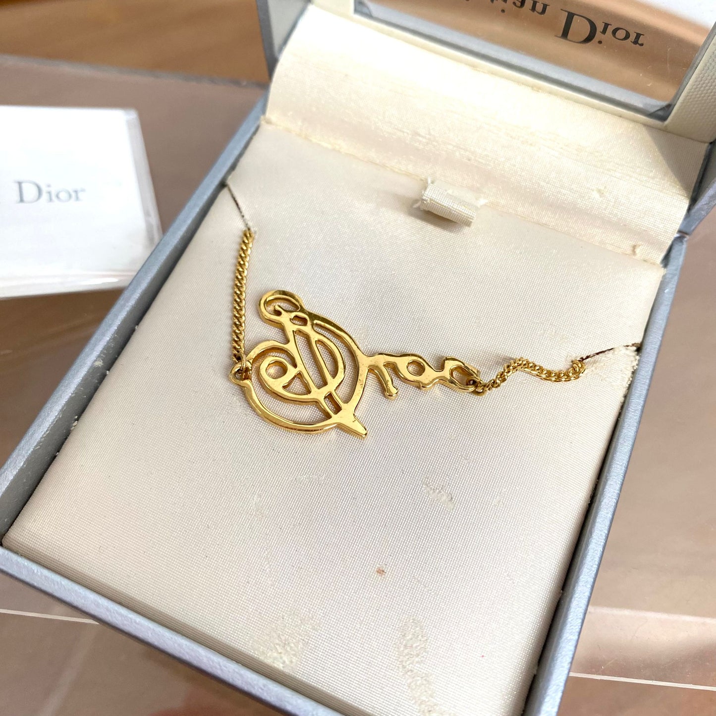 Dior 潦草頸鏈 有盒