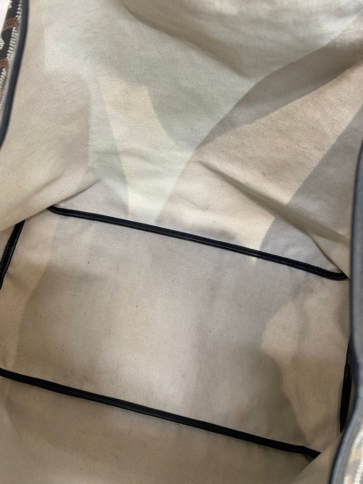 Goyard tote bag