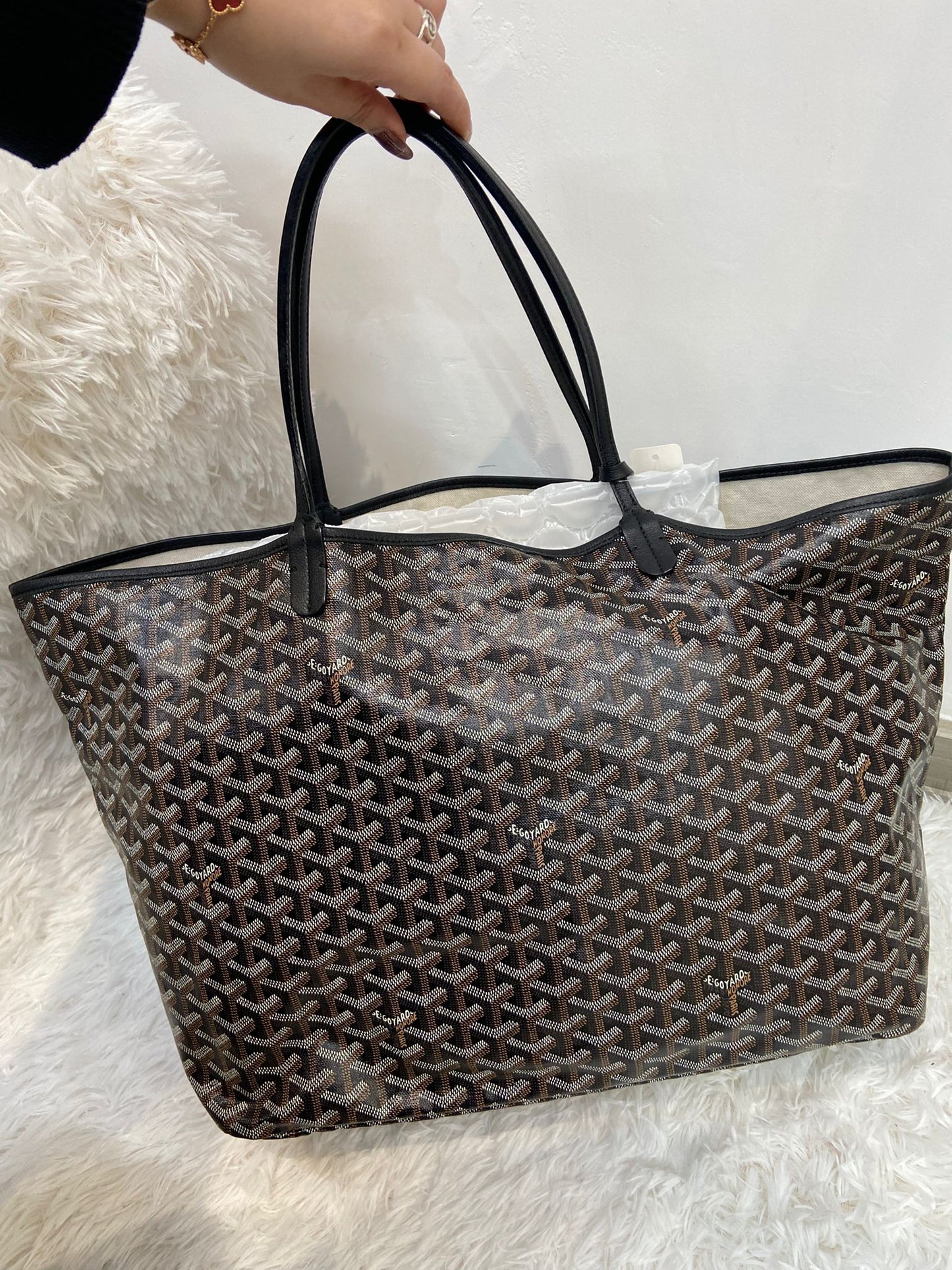 Goyard tote bag