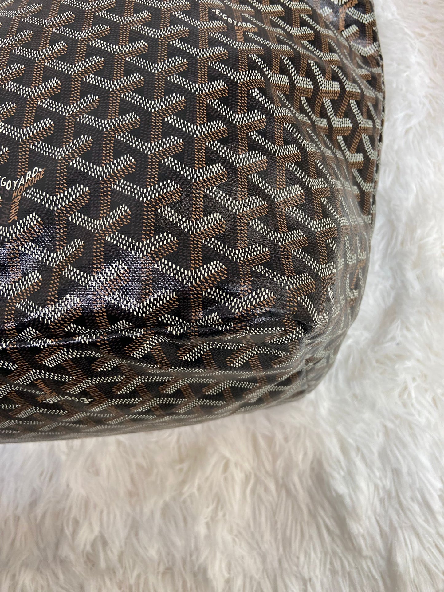 Goyard tote bag