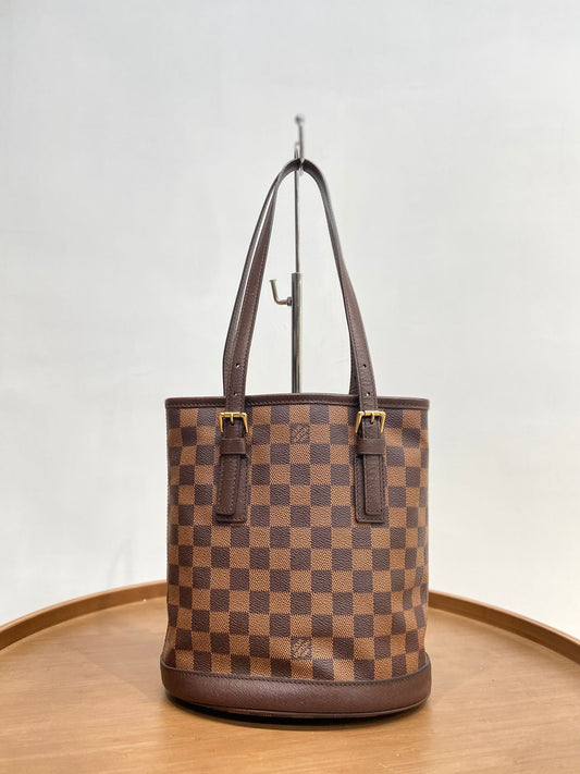 LV 棋盤水桶單肩包