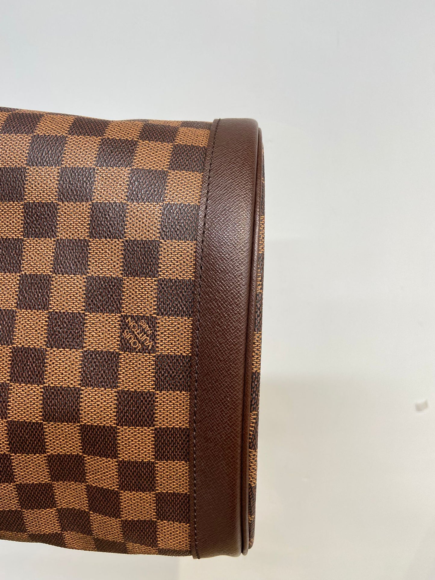 LV 棋盤水桶單肩包