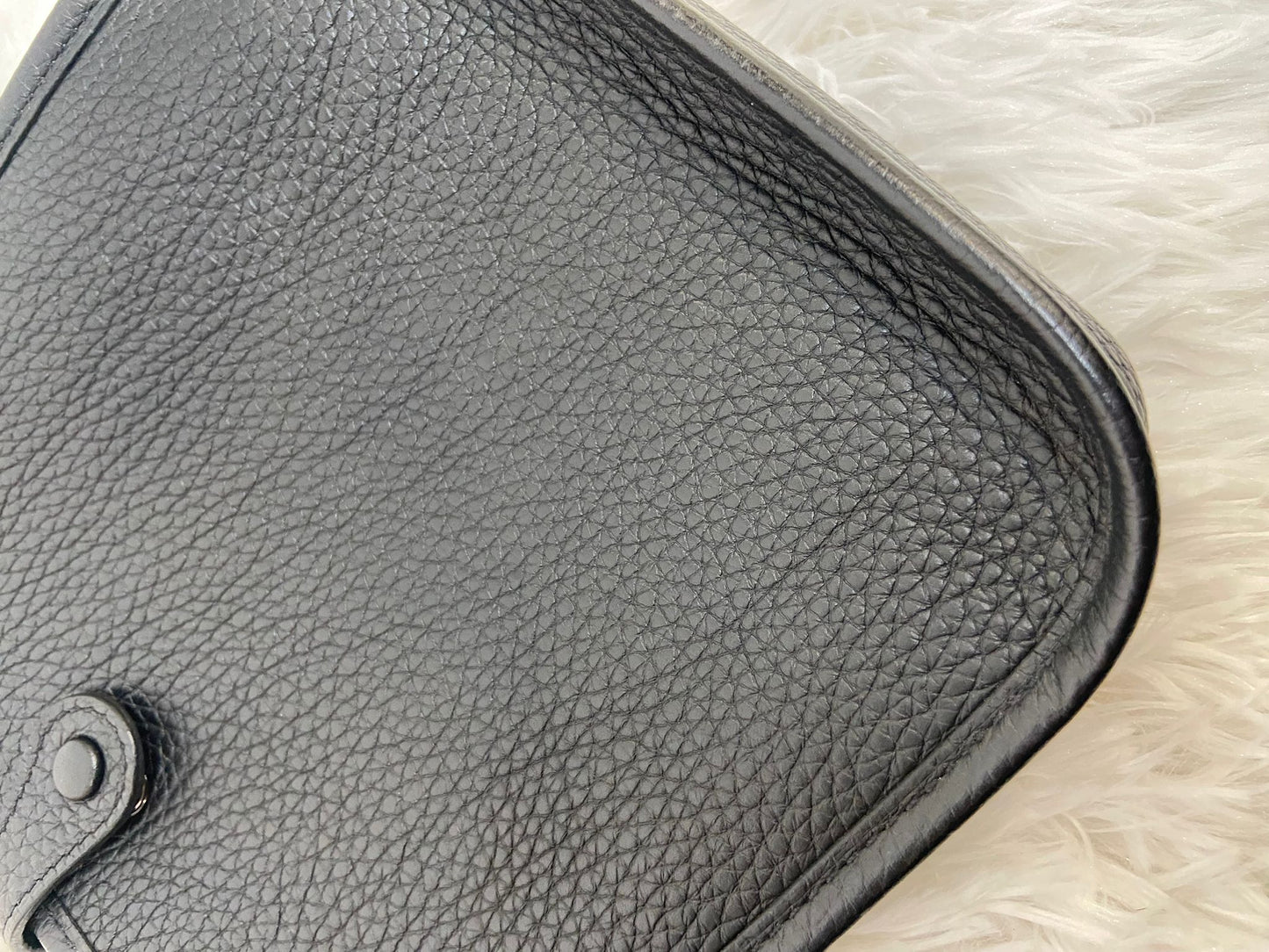 Hermes mini evelyne