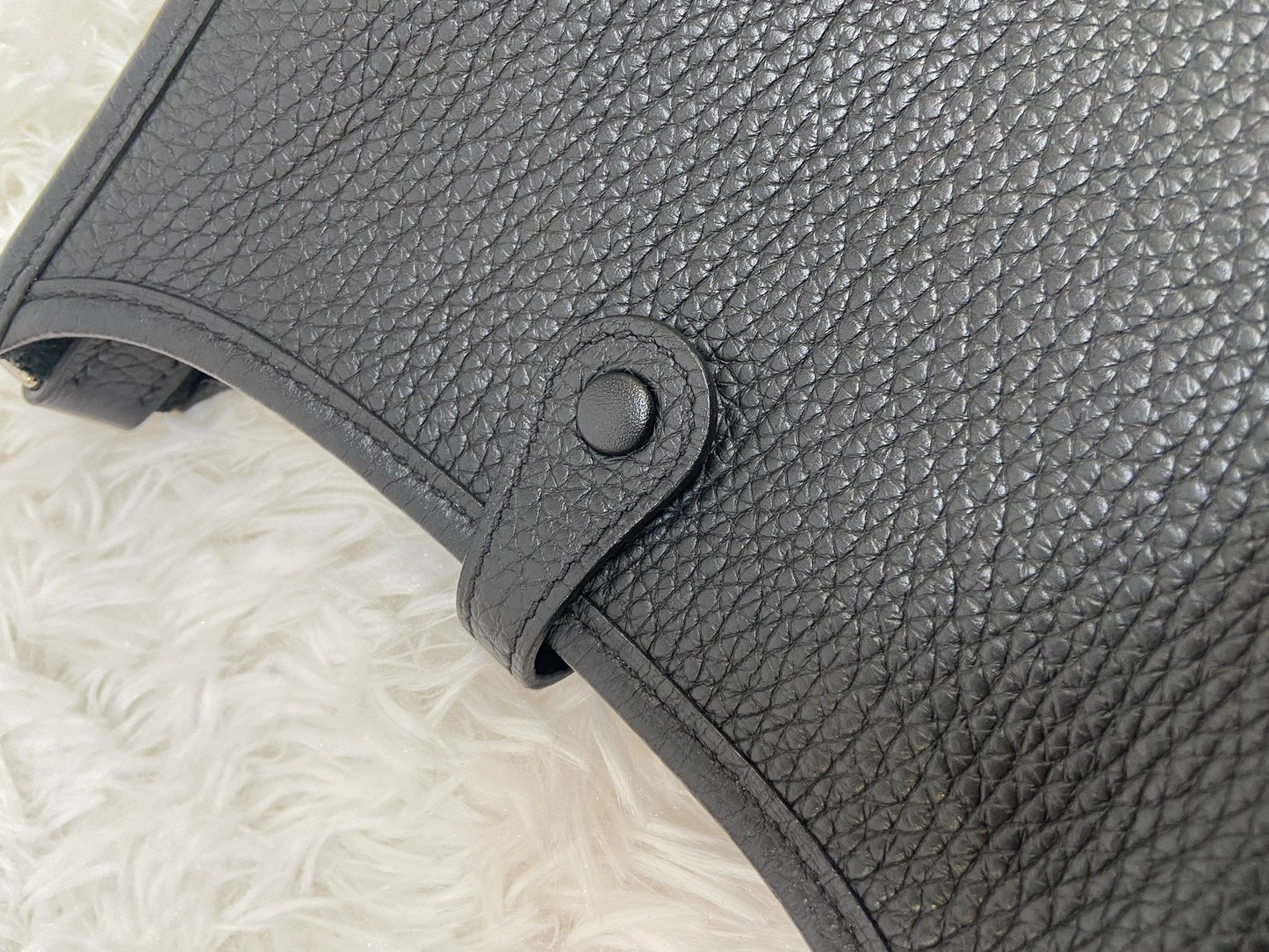Hermes mini evelyne