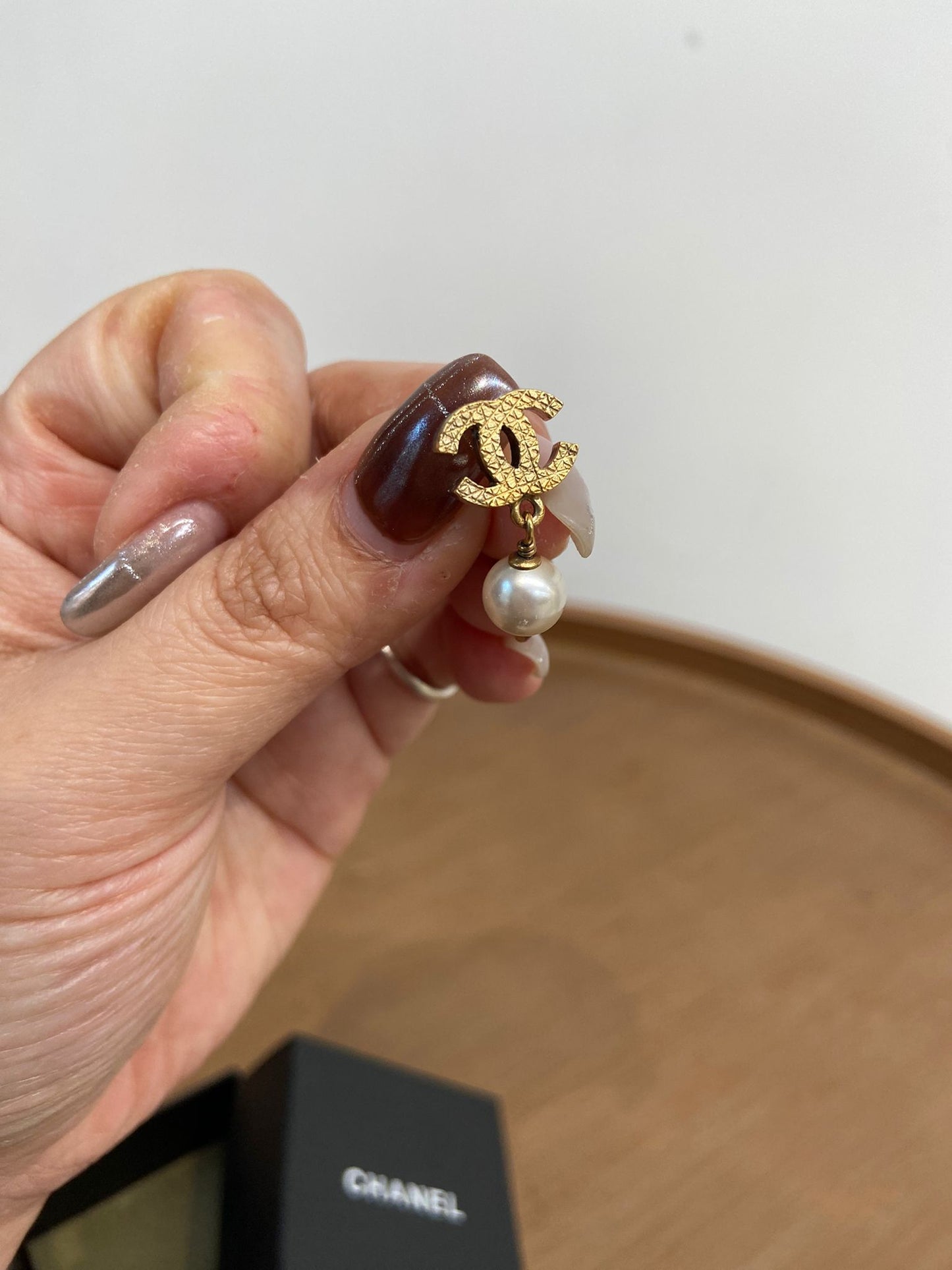 Chanel 復古金 吊珍珠耳環