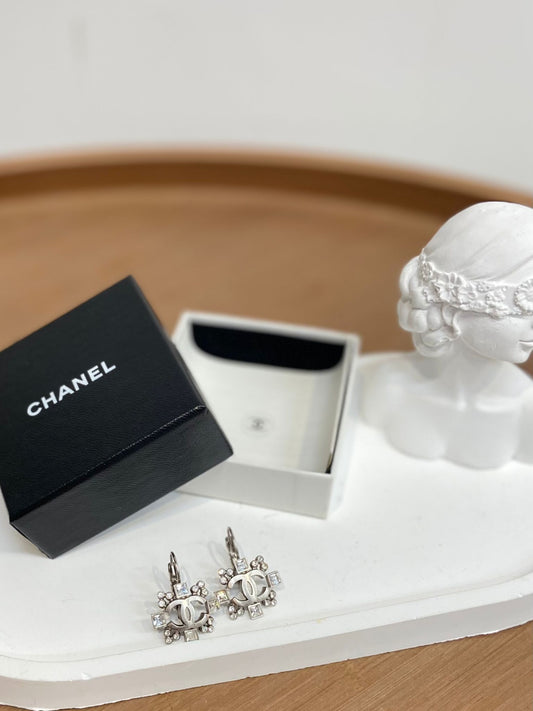 Chanel 復古銀色 吊耳環