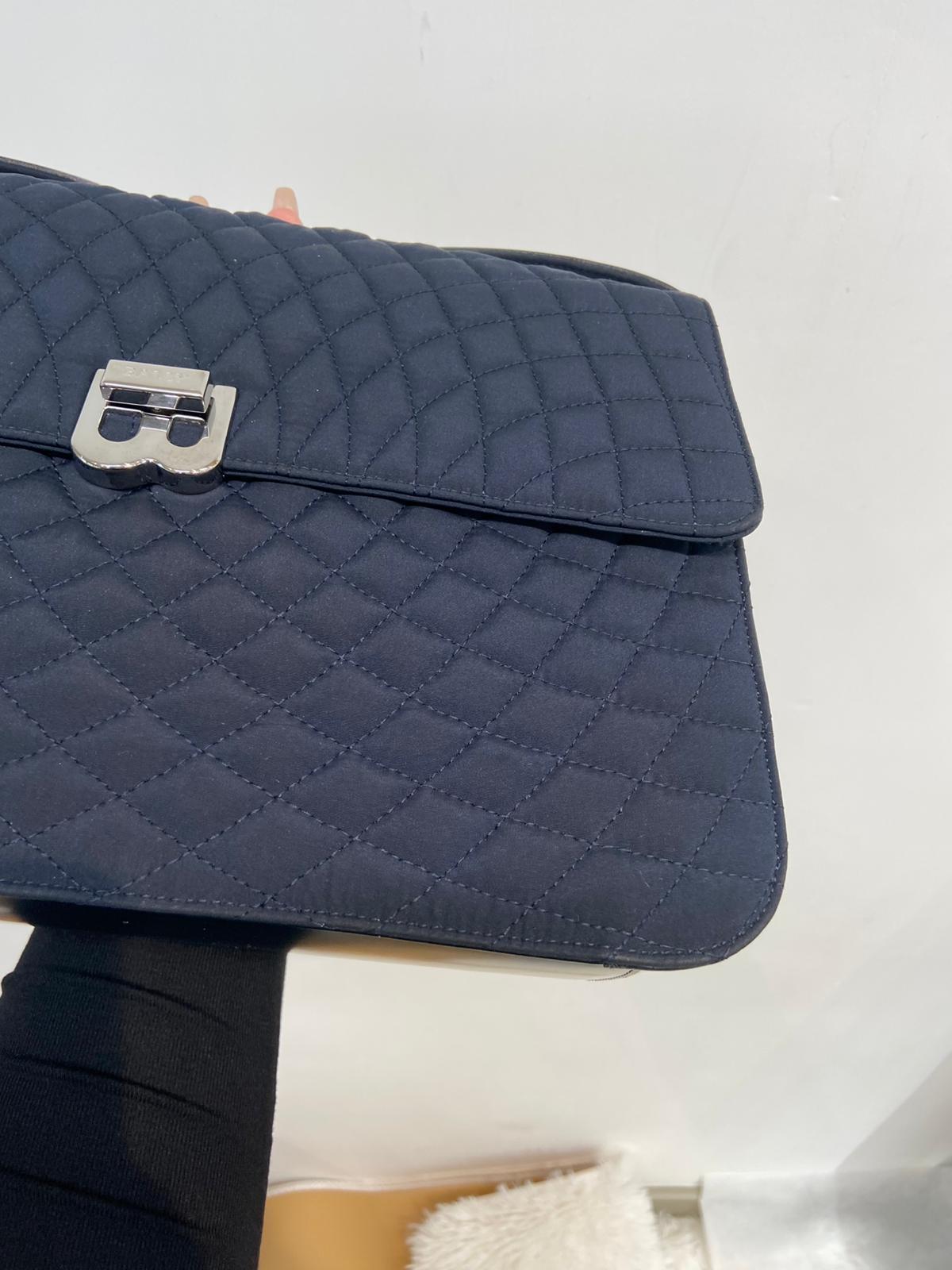 Bally 黑銀菱格單肩袋