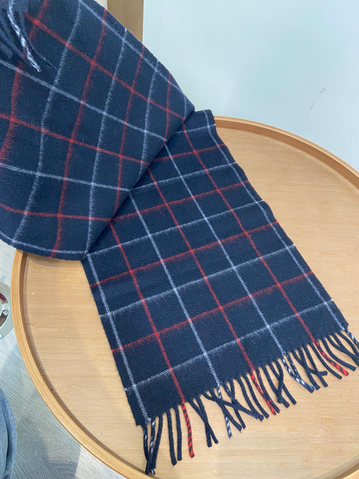 Burberry 深藍 紅線格仔羊絨頸巾