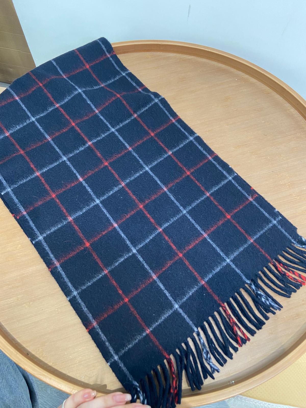 Burberry 深藍 紅線格仔羊絨頸巾